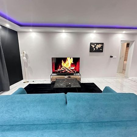 E Servagnat T3 Luxe Avec Sauna Jacuzzi Et Hammam 에페르네이 외부 사진